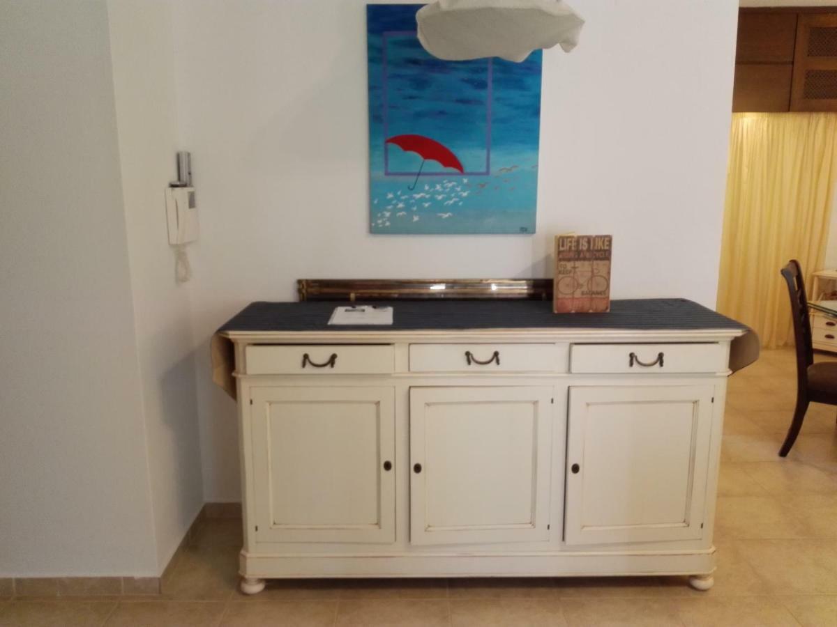 Surf House Villa Artemida  Eksteriør billede